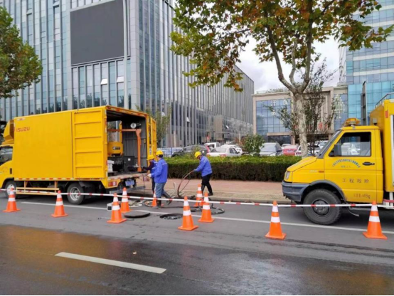 日照市排水设施维护公司：路面零破坏修复城市道路老旧污水检查井
