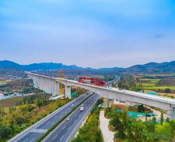 揭秘济莱高铁1200余天建设背后！穿山越岭117公里，练成“百科全书”