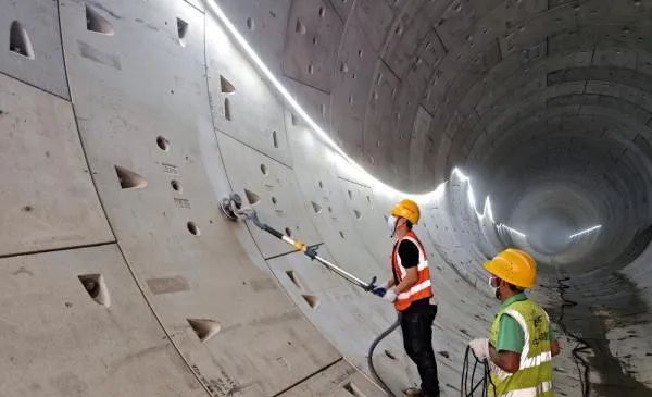 深圳市16号线地下综合管廊盾构贯通！！！