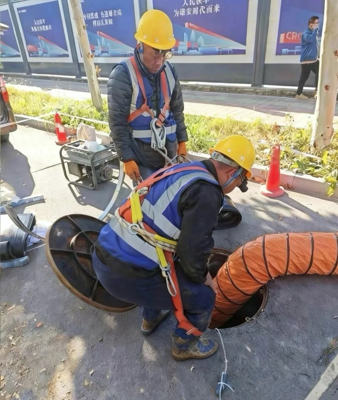 一线纪实：雄安项目首次采用非开挖技术修复雨水管道